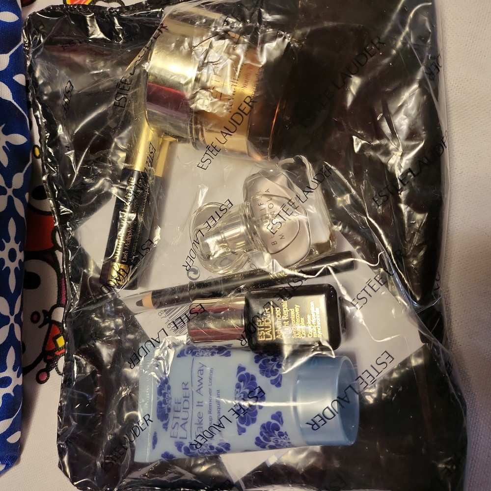 Estee Lauder Make Up Lot, Make Up Set, Cream And Make Up , Perfume